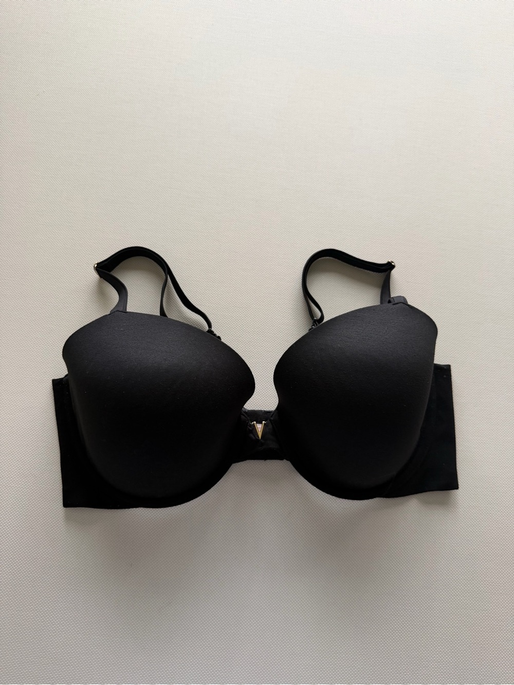 Victoria's Secret Black Smooth Padded T-Shirt Bra